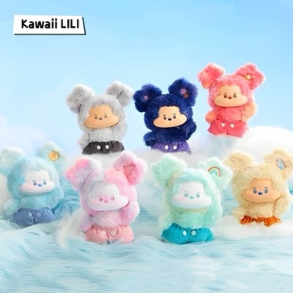 Miniso Mickey Head In The Cloud - Red Cloud keychain plush - Picture 2 of 5